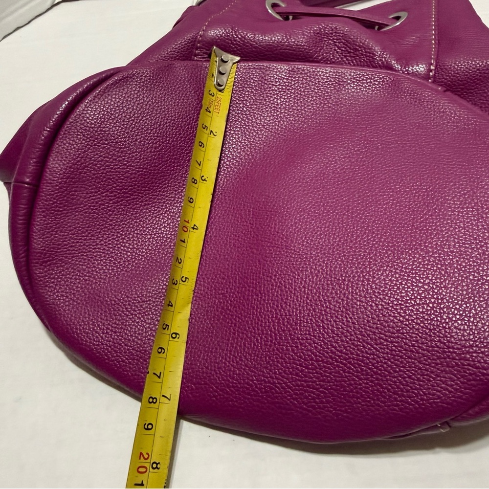 Tignanello hobo bucket  leather bag - Picture 11 of 12